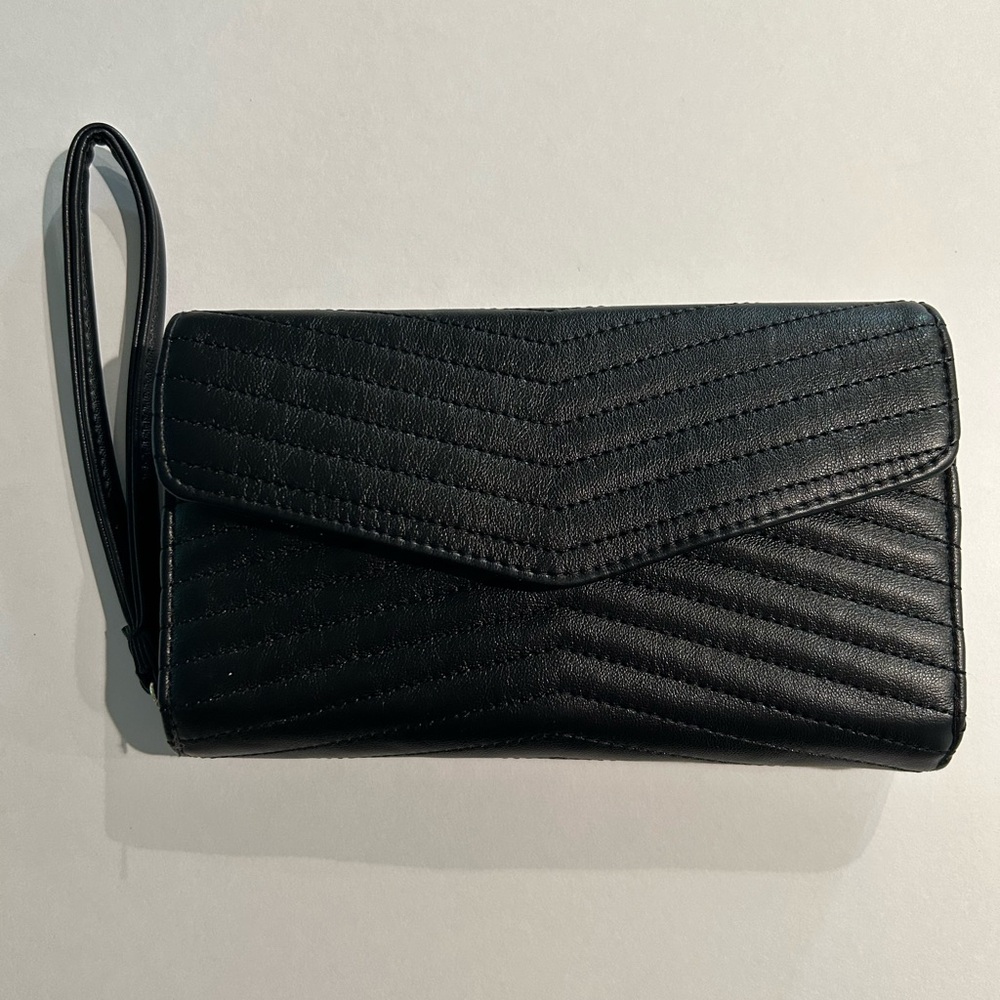 Time and Tru Wristlet Wallet